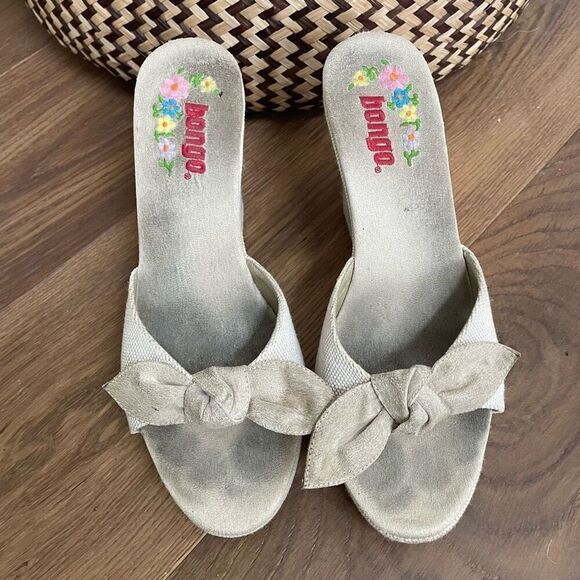 Vintage Y2K Bongo Wedge Sandals Heel Beige Floral Slip On Canvas Embroidered 9.5 - Picture 6 of 9